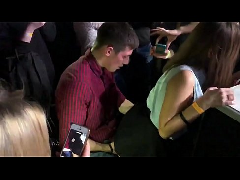 ❤️ Prawdziwy seks w rosyjskim klubie nocnym. 18-letnia rosyjska dziewczyna w odbycie i pochwie fucked w klubie nocnym Hard porn at us pl.fullpornercom.ru ﹏